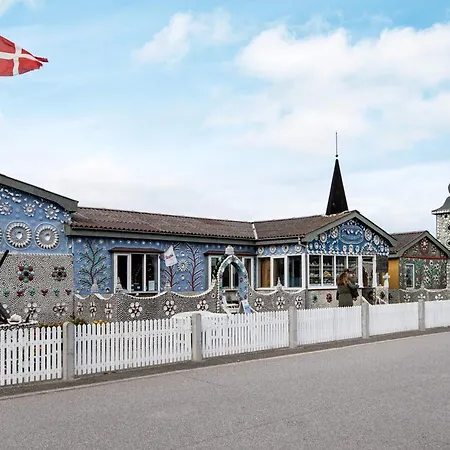 5 Person In Thyborøn