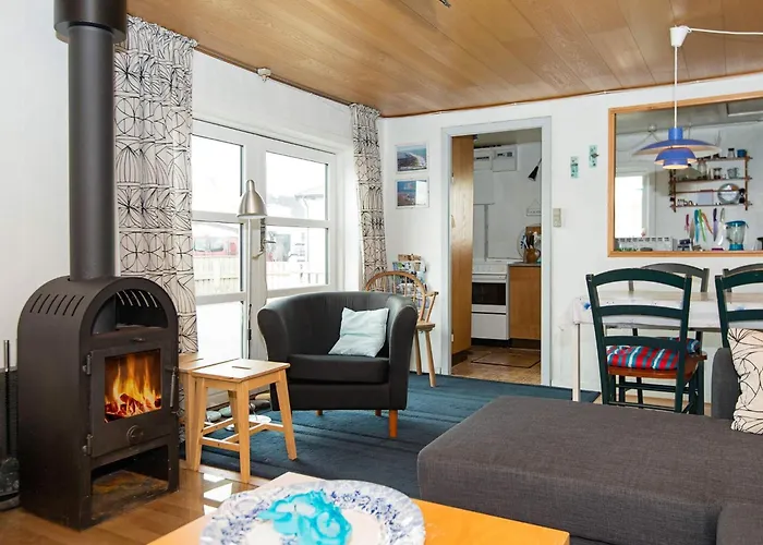 5 Person In Thyborøn